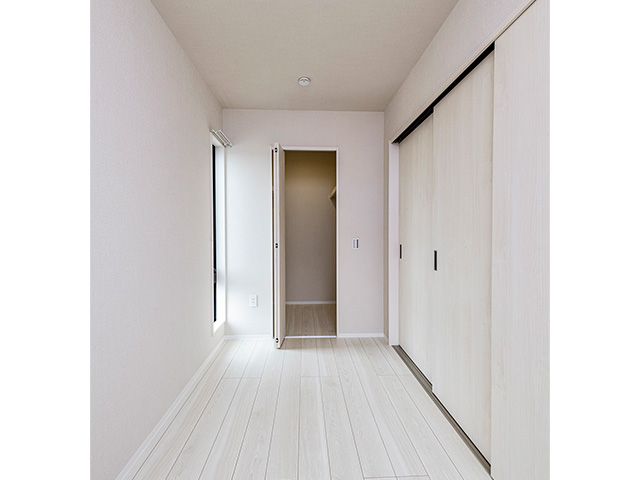 愛知県岩倉市の新築賃貸ガレージハウス「HC-G Iwakura」C棟ウォークインクローゼット付き洋室