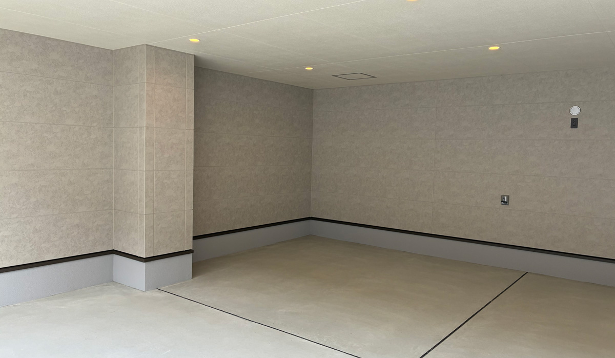 愛知県あま市の新築賃貸ガレージハウス/ビルトインガレージ付きメゾネット賃貸アパート「G+COLOR木田」A棟ガレージ写真