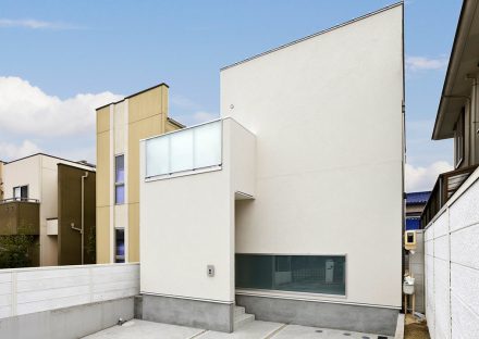 名古屋市名東区の注文住宅のシンプルモダンな外観デザイン