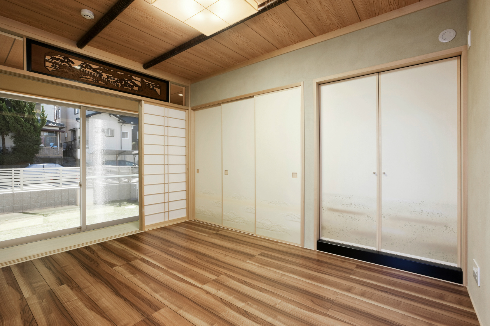 名古屋市千種区の注文住宅の欄間・障子・襖付きのフローリングの和室