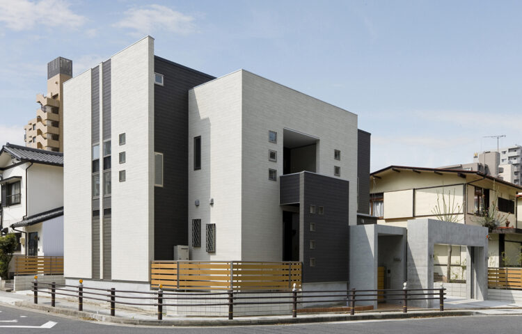 名古屋市東区の注文住宅のモダンなデザインの外観