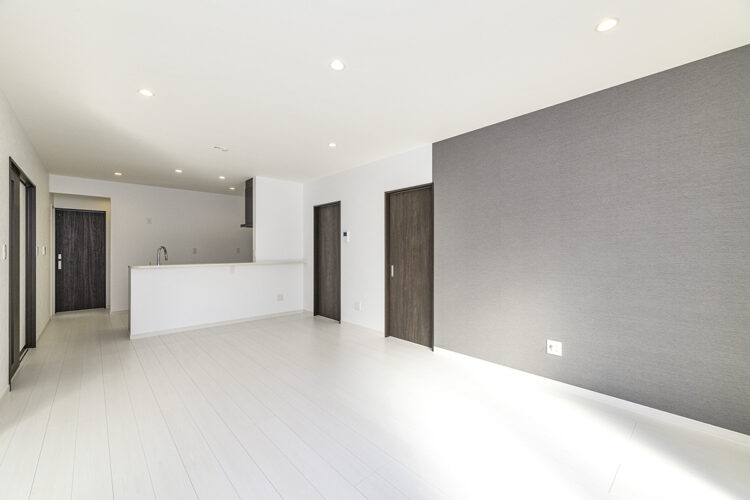 愛知県愛知郡東郷町の平屋の注文住宅のスタイリッシュなデザインのLDK