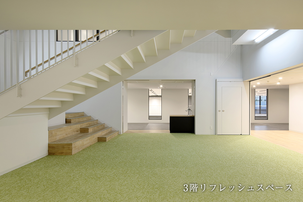 名古屋大学EI創発工学館：3階リフレッシュスペース